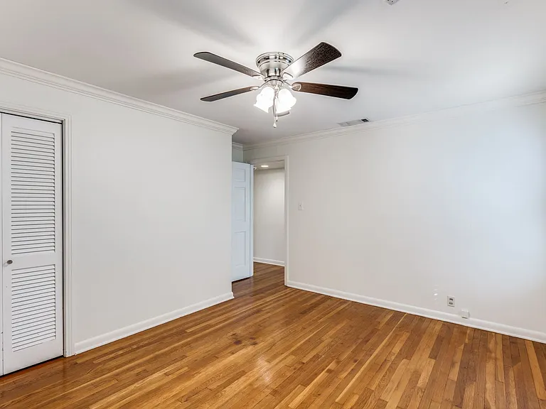 100 Seford Dr — Photo 18