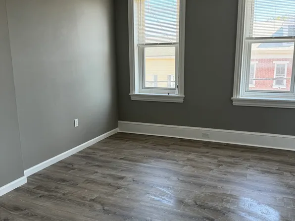 68 N Church St, Spring City, PA 19475