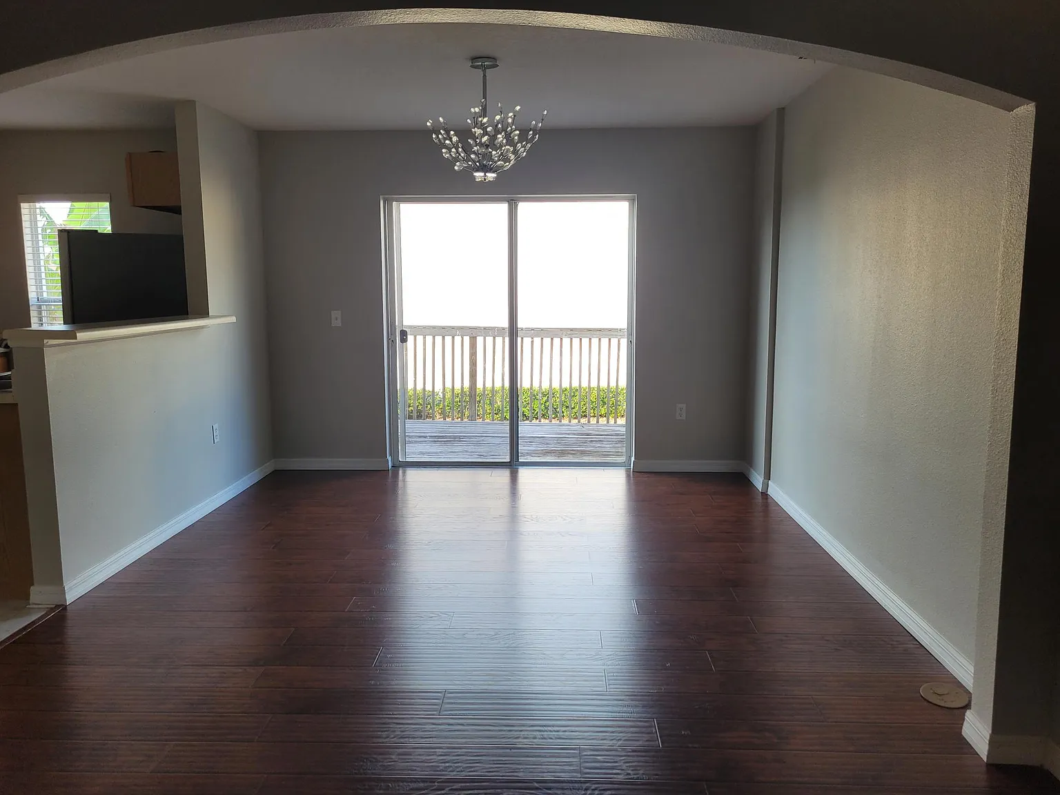 3 bed, 1771 sqft, $1,800 — Photo 2
