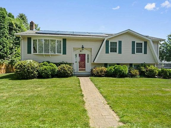 2nd image of 11 Dunkirk Ave
