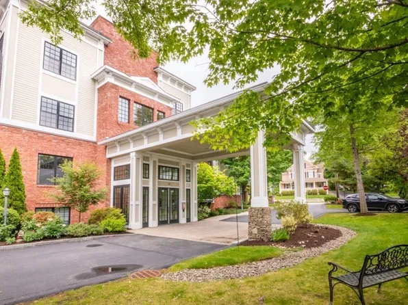 58 N Main St APT 202, Natick, MA 01760