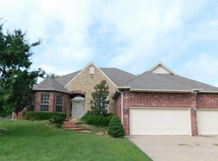 2742 Ashe Creek Dr, Edmond, OK 73034