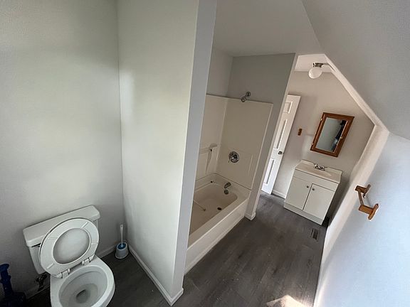 5th image of 2114 Stone St #1