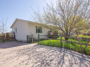 2047 Wilson Ave, Hot Springs, SD 57747