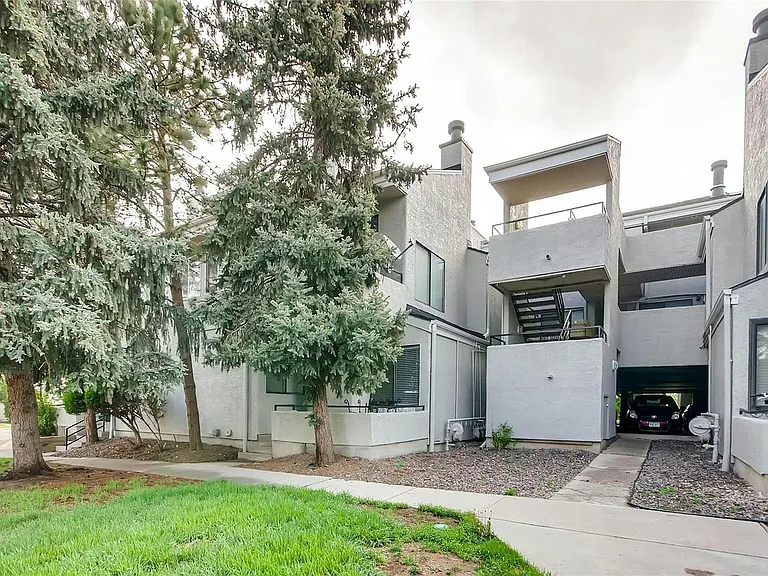 1825 Kendall St #312 — Photo 2