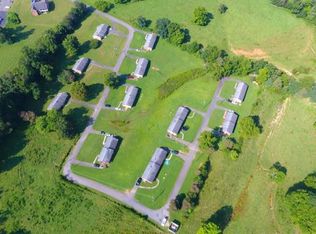 82 Duplex Ln, Ararat, VA 24053