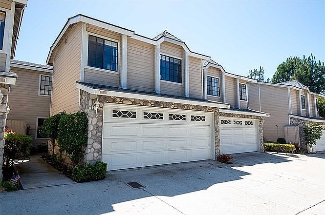 1st image of 2620 Elden Ave #2