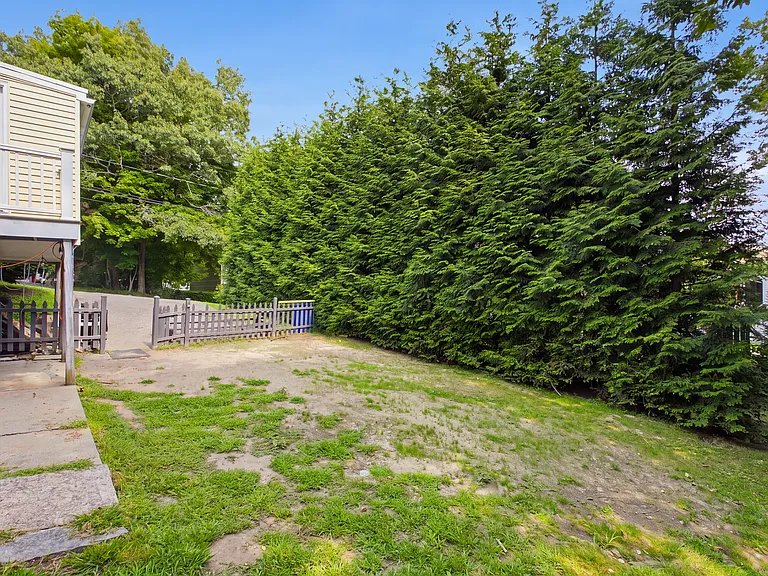 81 Huntington Rd #1 — Photo 22