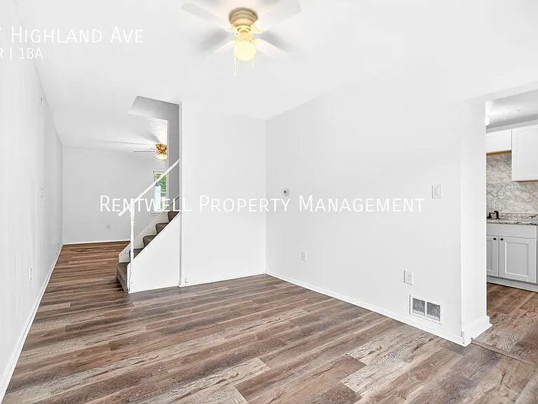 27 Highland Ave — Photo 10