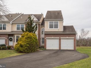 200 Victoria Ct, Ambler, PA 19002