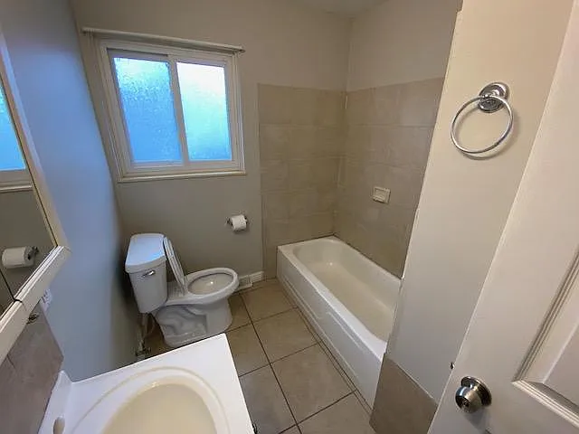 14136 Niagara Dr #1 — Photo 16