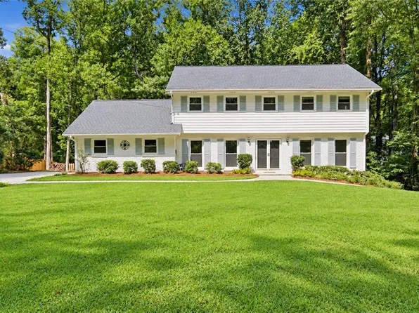 4622 Kings Down Rd, Atlanta, GA 30338
