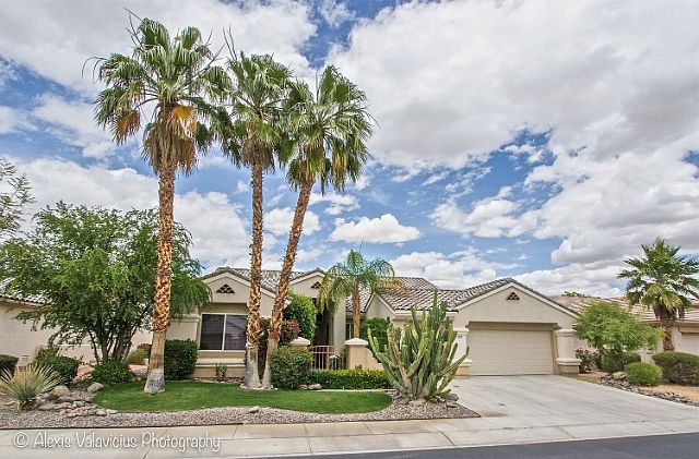 1st image of 78798 Sunrise Canyon Ave