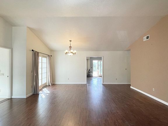 5th image of 13136 Scabard Pl