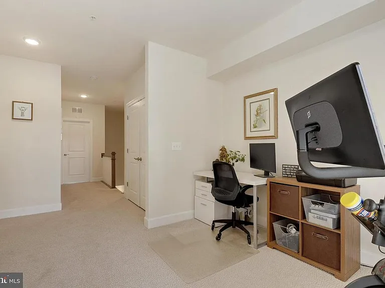 10342 Ratcliffe Trl — Photo 9