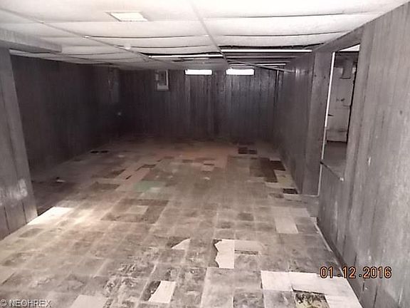 3rd image of 4829 E 135th St