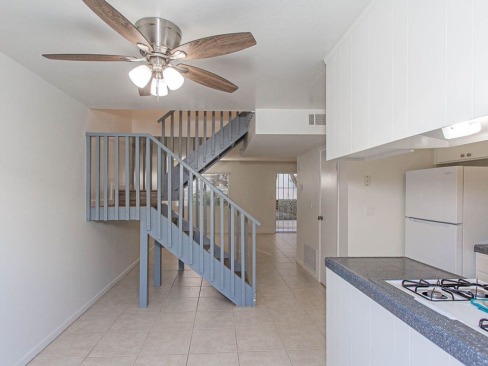 1st image of 3160 Lincoln St APT 18