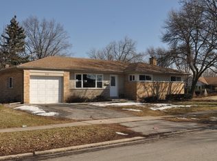 341 S Fair Ave, Elmhurst, IL 60126
