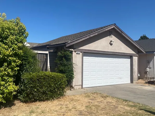 2673 N Marty Ave, Fresno, CA 93722
