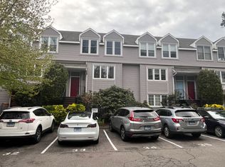 2700 Bedford St APT O, Stamford, CT 06905