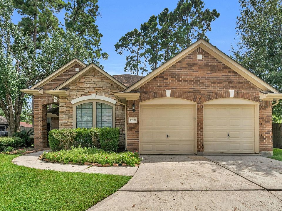 1st image of 13931 Carrington Ln