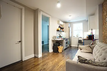 Rented by Rennit Inc.