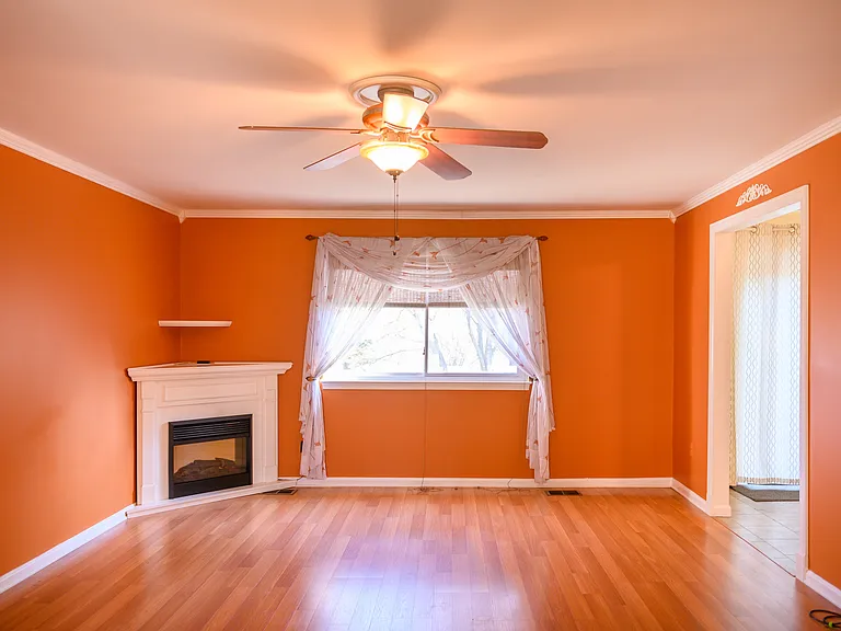 3643 Morningview Ct — Photo 4