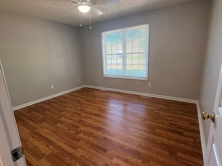 515 Golfview Way — Photo 6