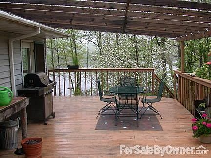 Sunrise solitude
						:
						autumn sunrise