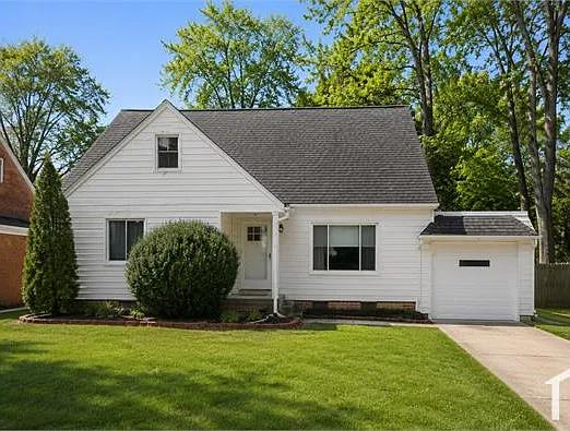 26230 Briardale Ave — Photo 1