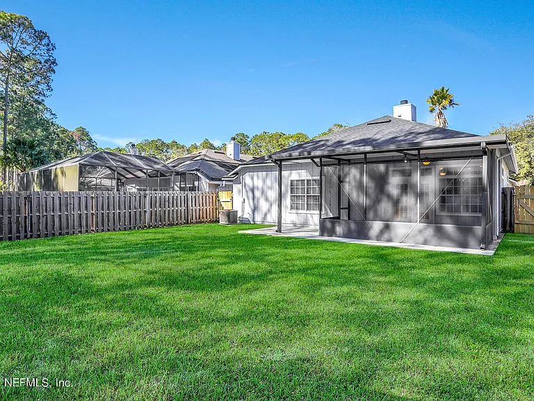 428 Morning Glory Ln — Photo 36