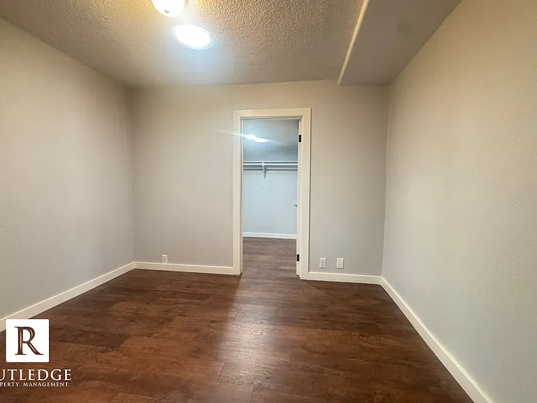 745 Dakota Ave — Photo 11