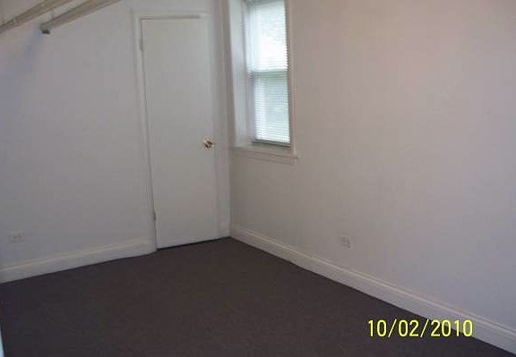 4th image of 3609 N Kedvale Ave APT 1