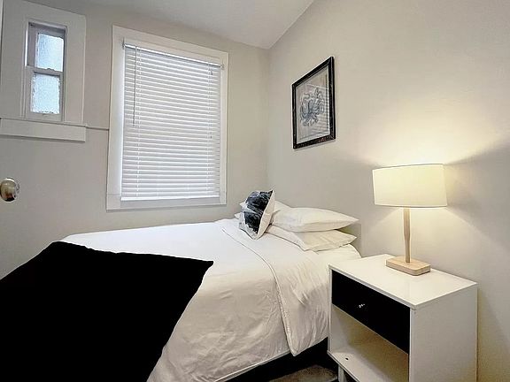 5th image of 733 Bush St #402L