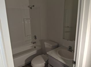 922 S 3rd St APT 5, Renton, WA 98057