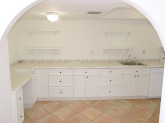 4th image of 18061 Biscayne Blvd #14022