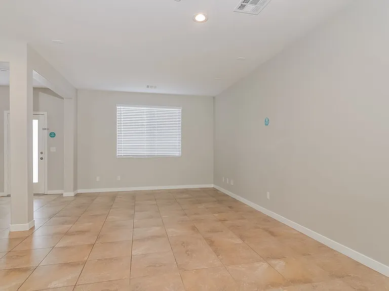 993 Pebble Lake St — Photo 7