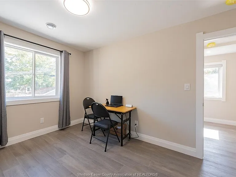 912 Hall Ave — Photo 19