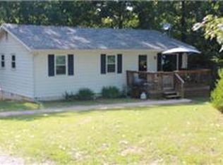 4260 Moore Hollow Rd, Woodlawn, TN 37191