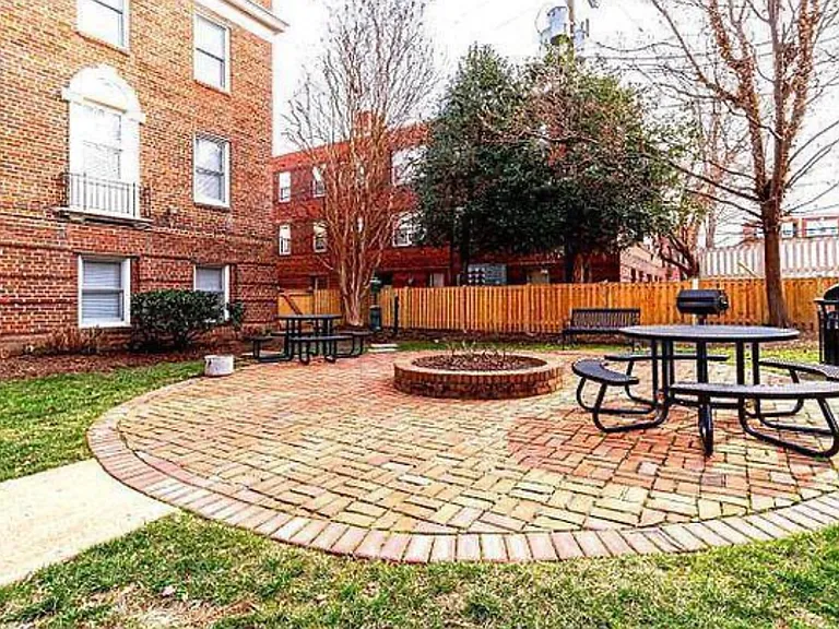 719 S Saint Asaph St #206 — Photo 32