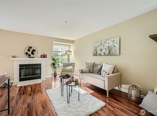 11002 SE Petrovitsky Rd UNIT I201, Renton, WA