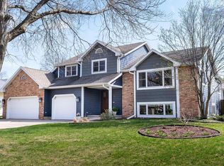 9 E Geneva Cir, Madison, WI 53717