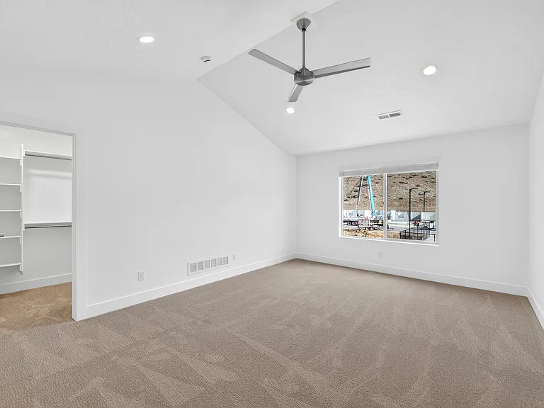 2203 W Swift Fox Dr — Photo 13