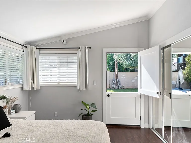 2273 Columbia Dr — Photo 24