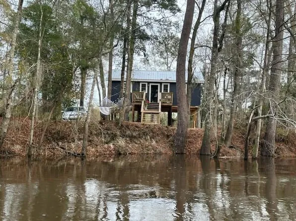 4674 Coleman Bridge Spur, Cobbtown, GA 30420