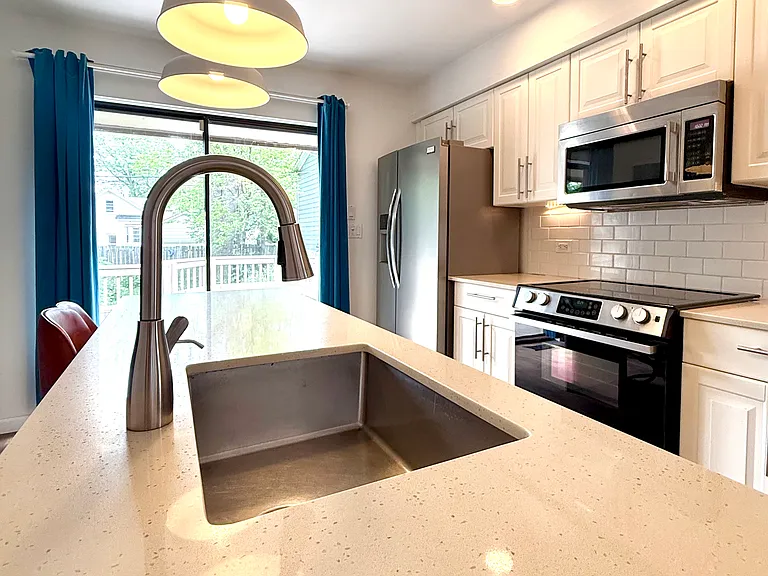 799 Emmons Ave — Photo 12
