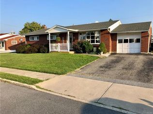 514 Miller Ln, Whitehall, PA 18052