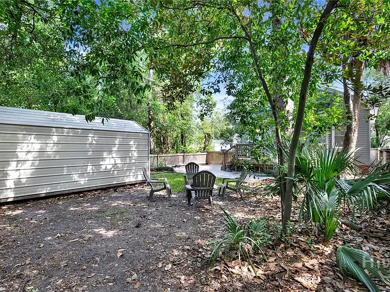 809 E Bolton St — Photo 40