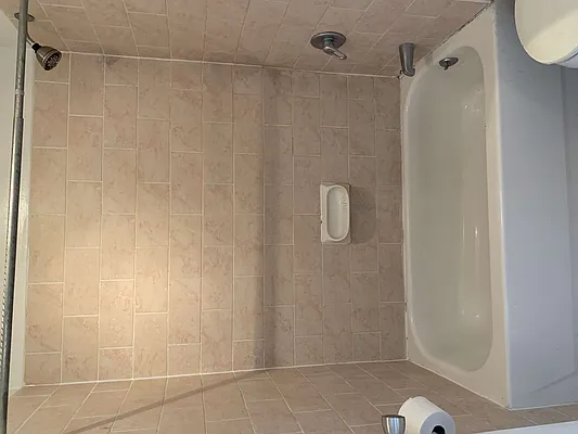 Rented by Flatiron Real Estate Advisors LLC | media 21