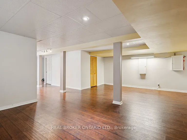 155 Rodeo Dr — Photo 43